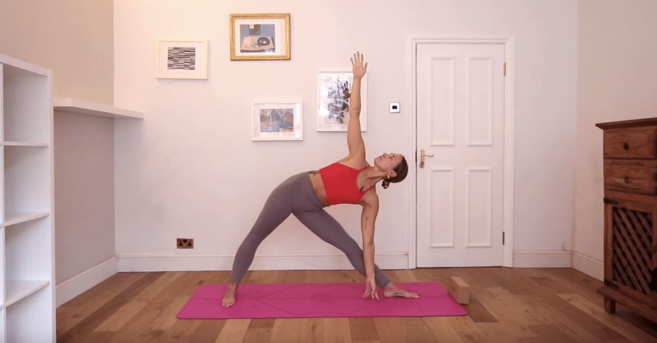 yoganuary 4.0, day 23: move with intention